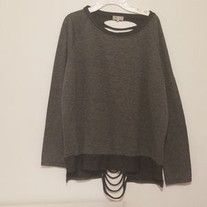 Gray longsleeve shirt with back cutouts